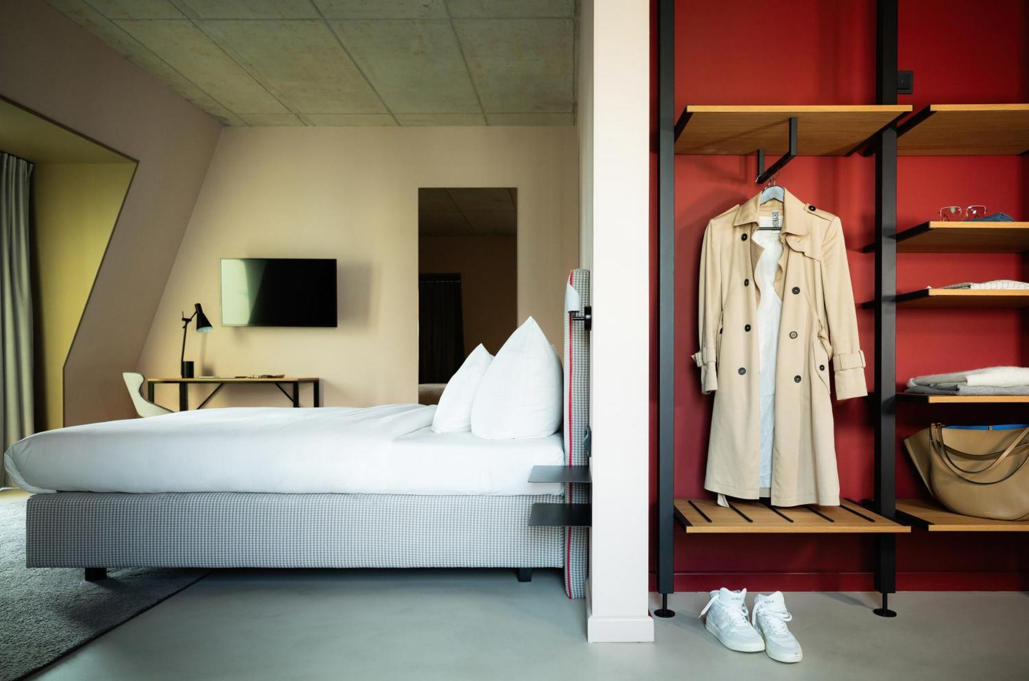Hotel Miano & Bar 3*